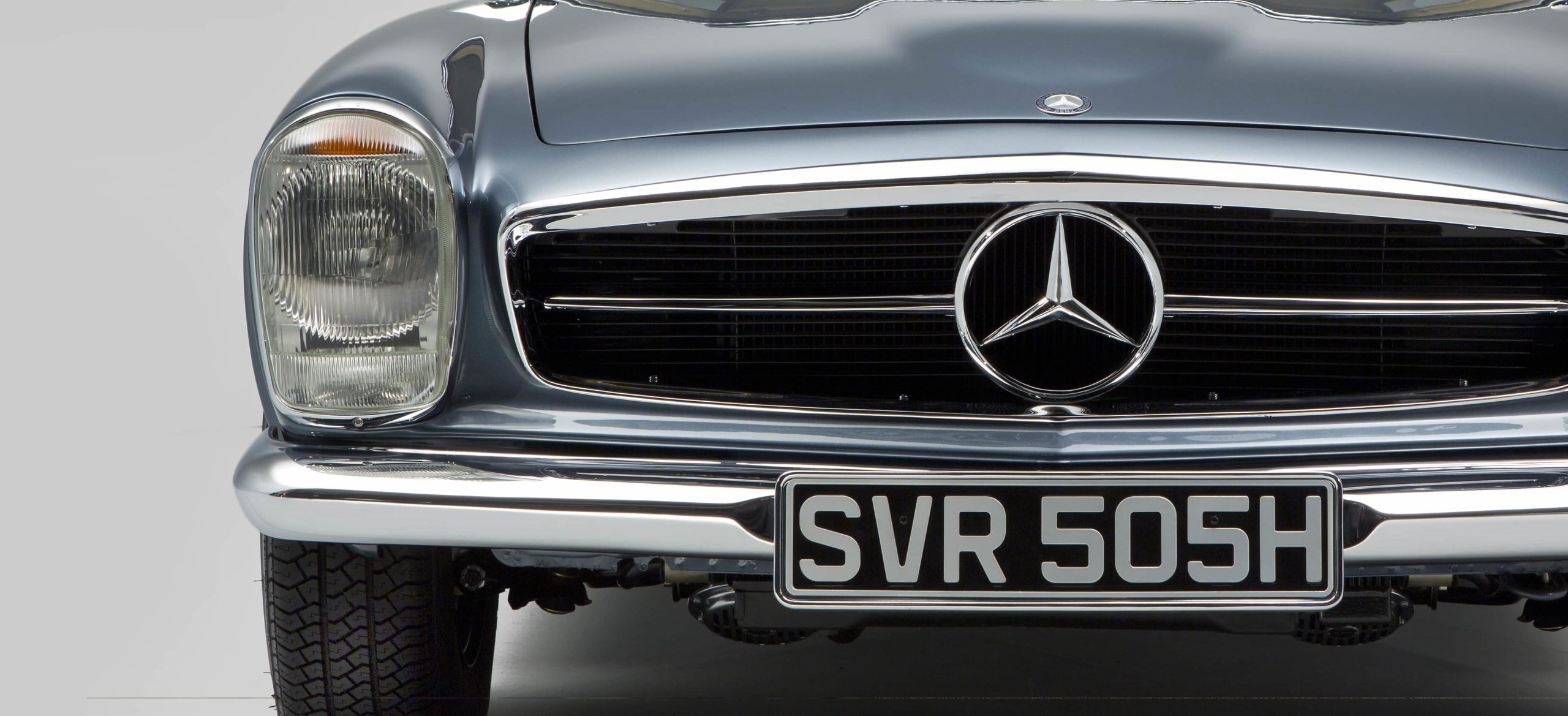 Classic Mercedes 280SL W113 Pagoda