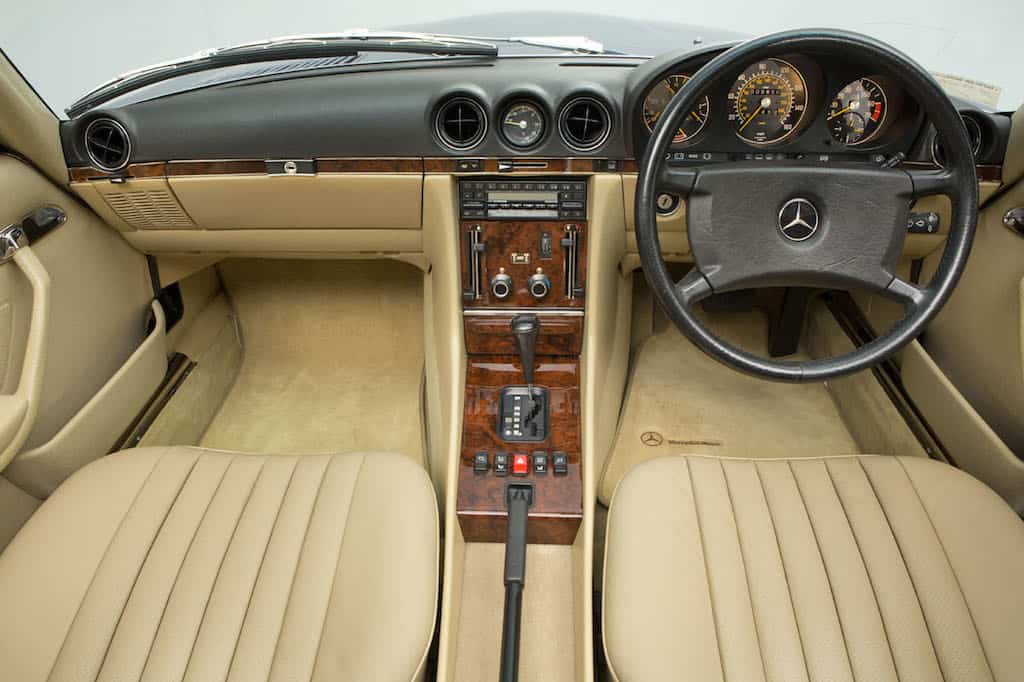 Mercedes R107 wooden dashboard console
