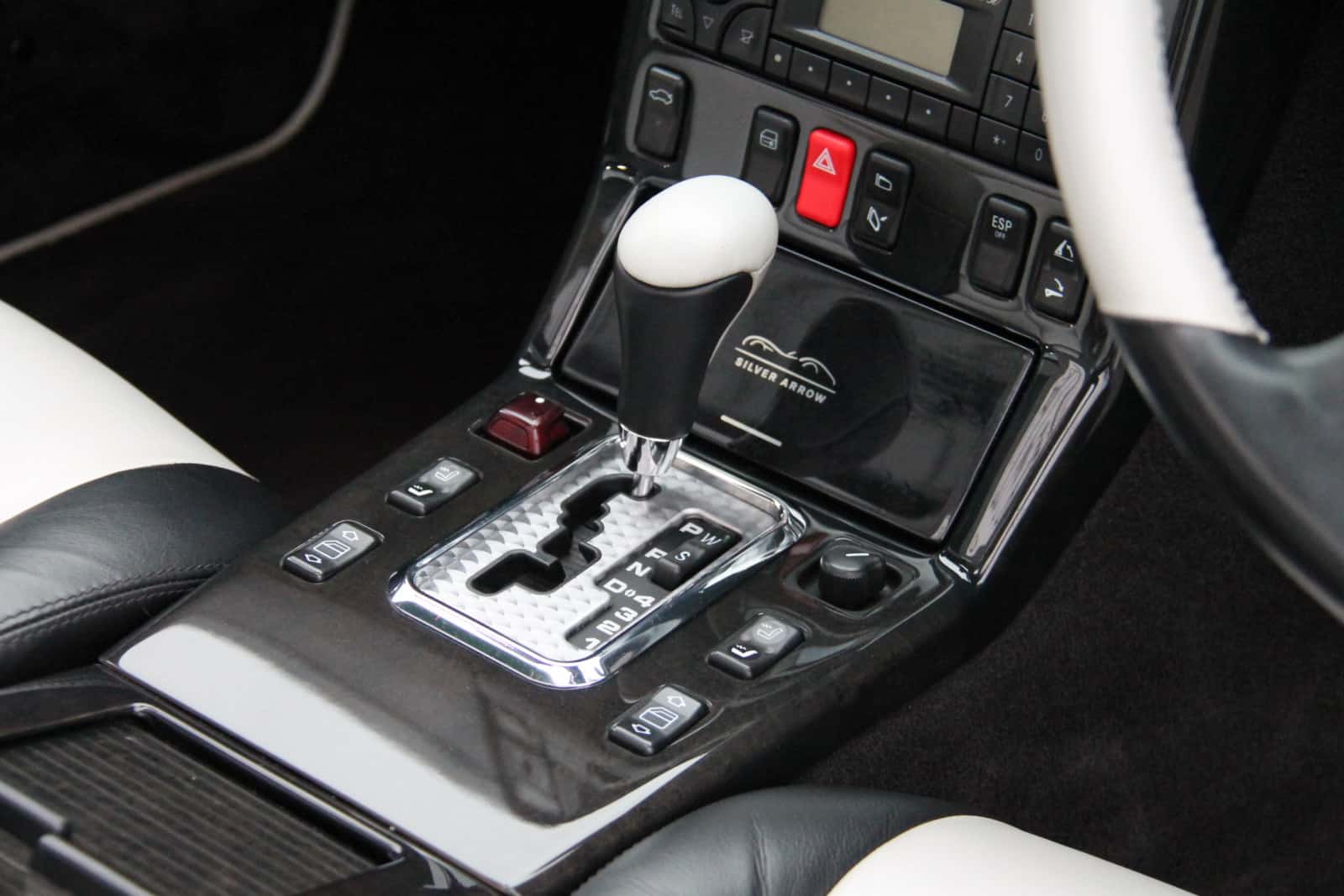 The Centre Console of the R129 Silver Arrow Edition