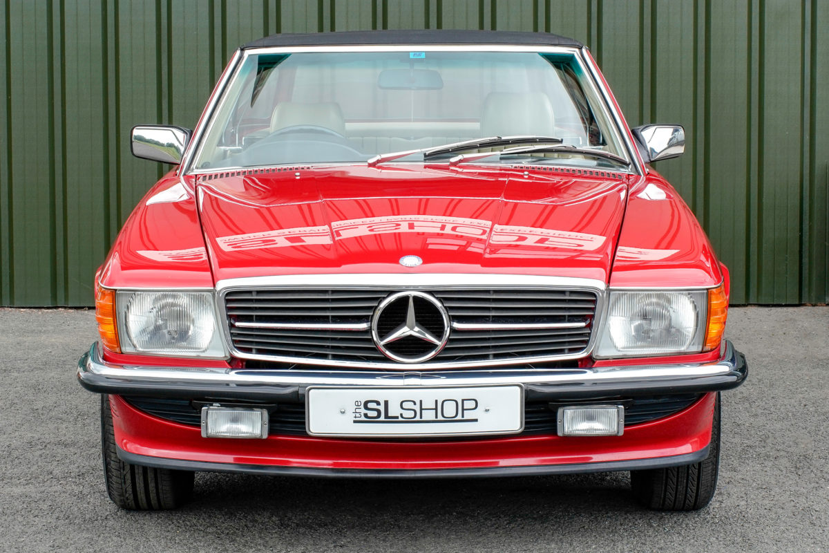 Mercedes 1987. SL r107. Catalog Colors Mercedes r107. 300sl Mercedes 1987-89.