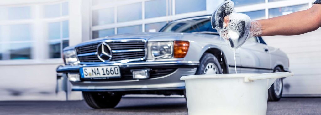 An SL ready for cleaning.