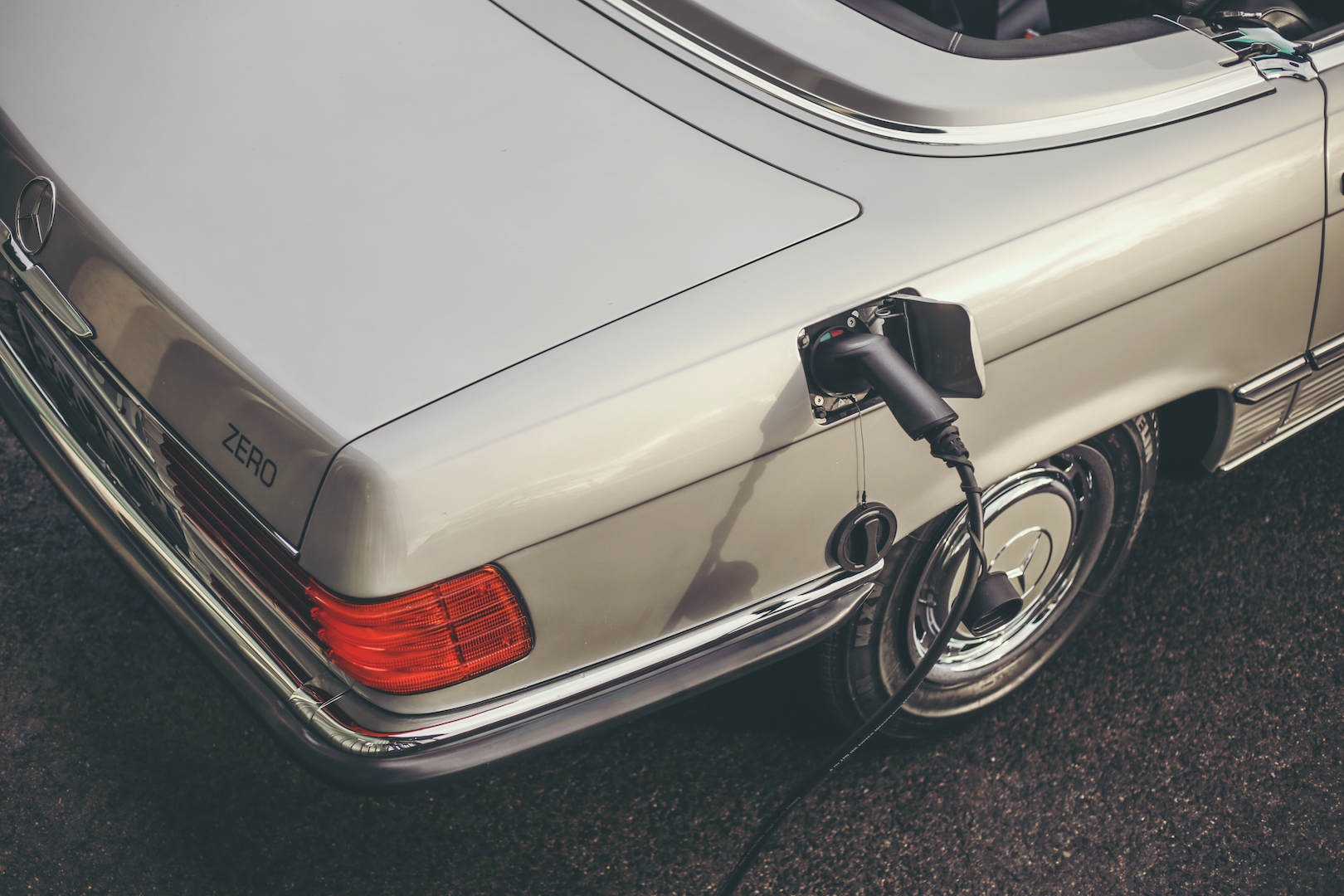 Electric classic Mercedes Benz