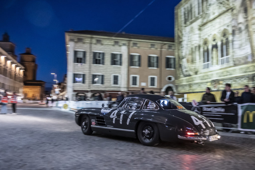 Night time shot of the 300SL Gullwing