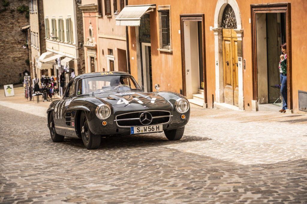 Kye Fortune in the replica Mercedes 300SL Gullwing