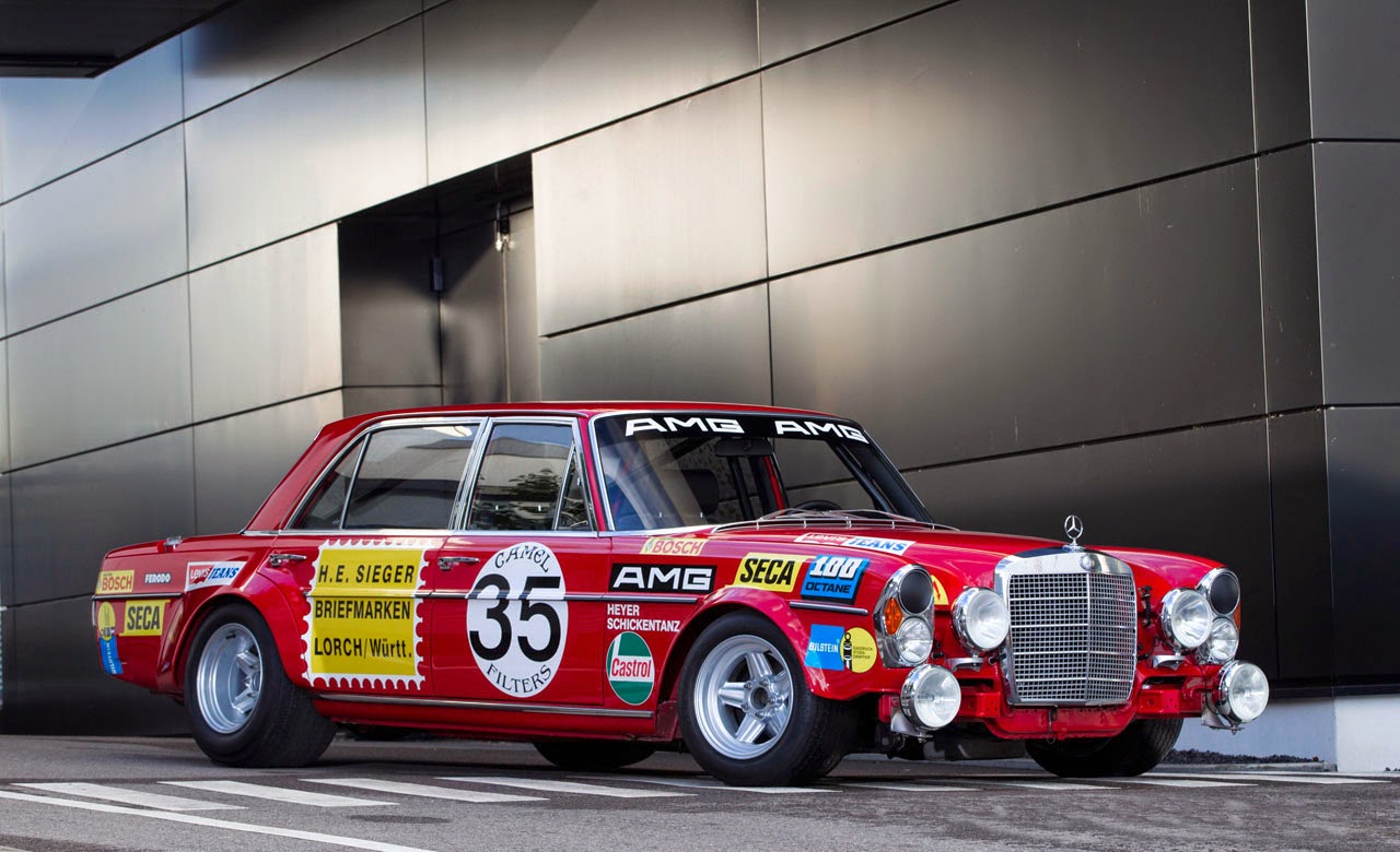 Fast mercedes saloon cars