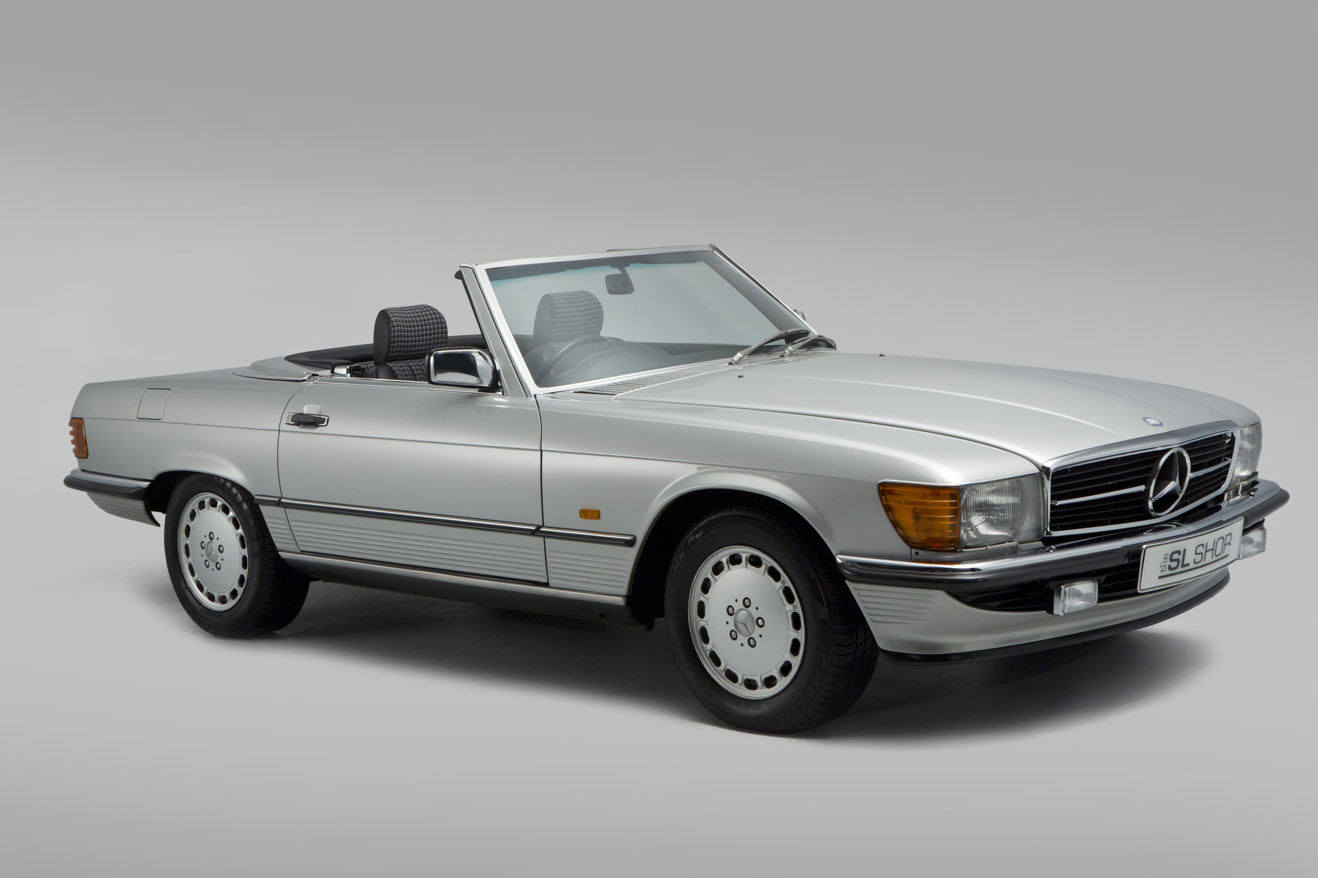 Astral Silver classic mercedes