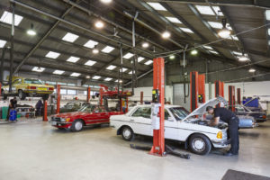 www.matthowell.co.uk 07740 583906 SLSHOP's Specialist Workshop