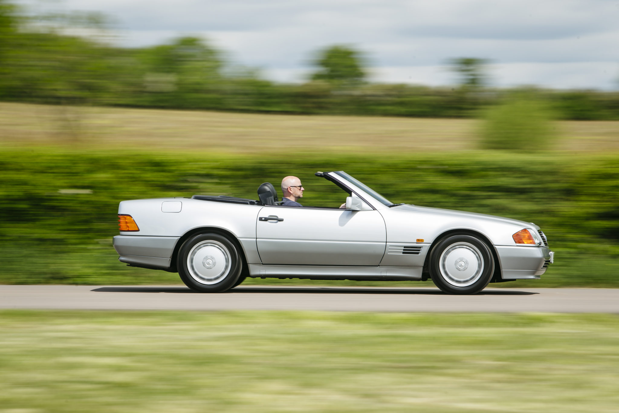 Side Profile of a 1993 R129 MERCEDES-BENZ 500SL – 2,800 MILES FROM NEW