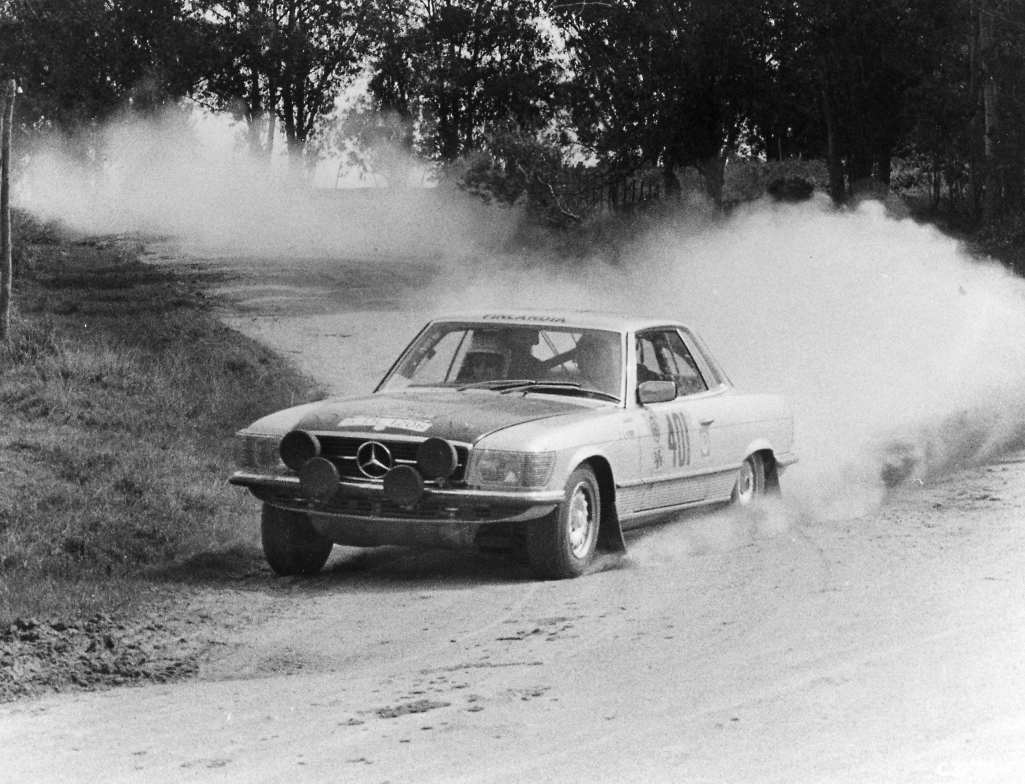 The 450 SLC racing in 1979.