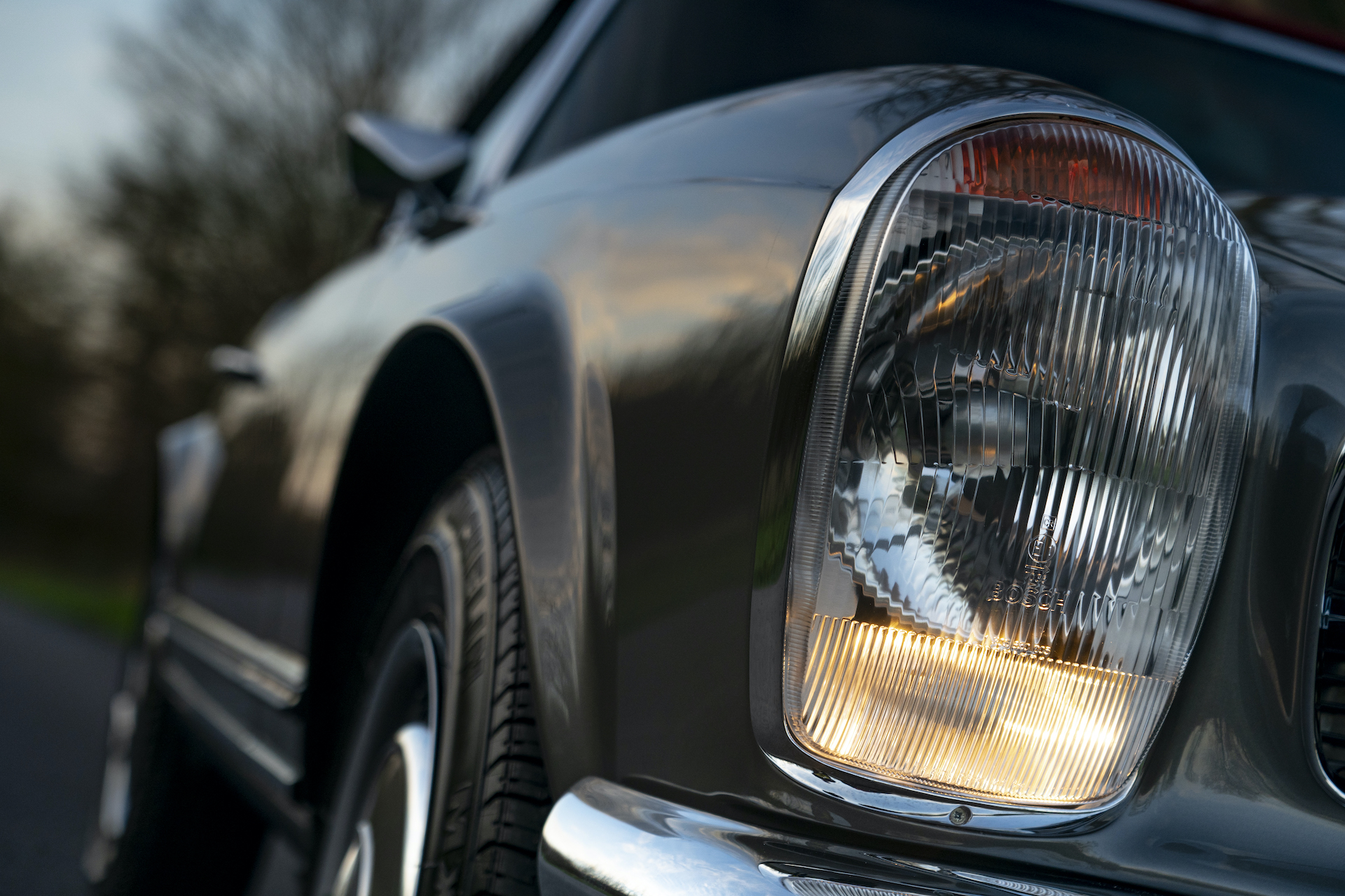 Mercedes Pagoda Headlight