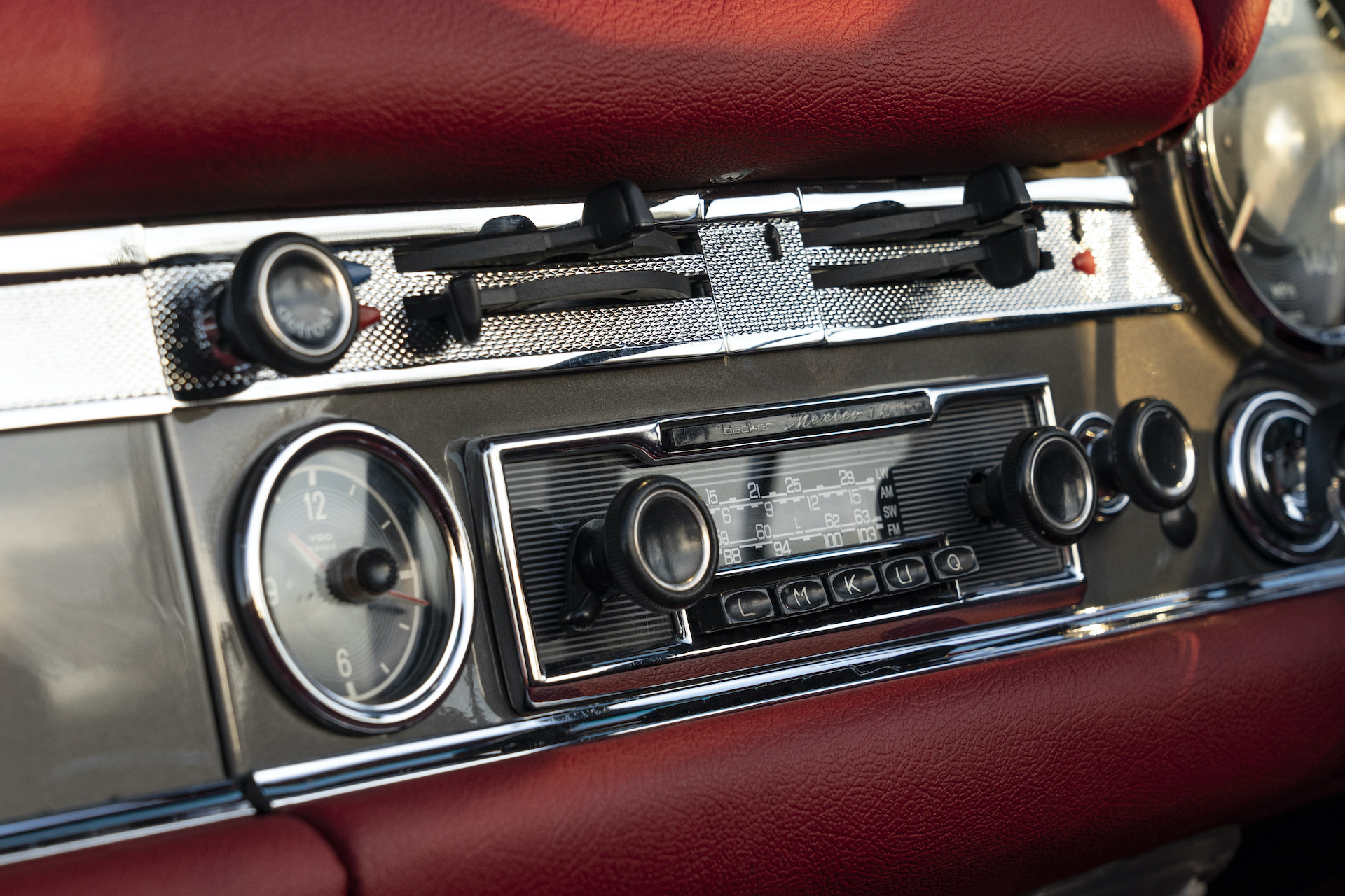 Central Instrument Panel of a Mercedes Pagoda