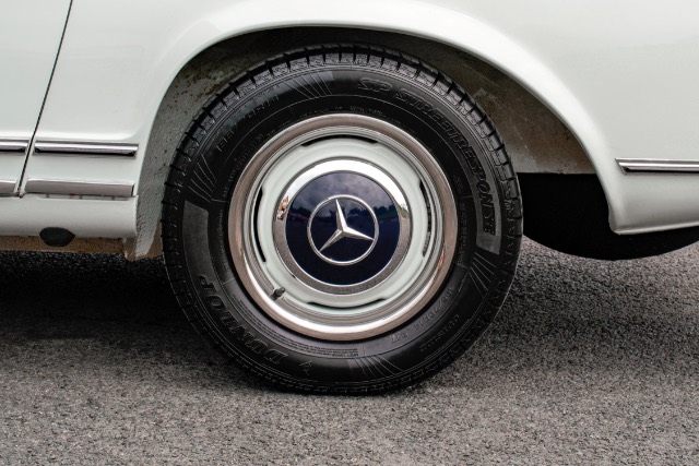 Mercedes 230SL Pagoda Three Piece Wheels