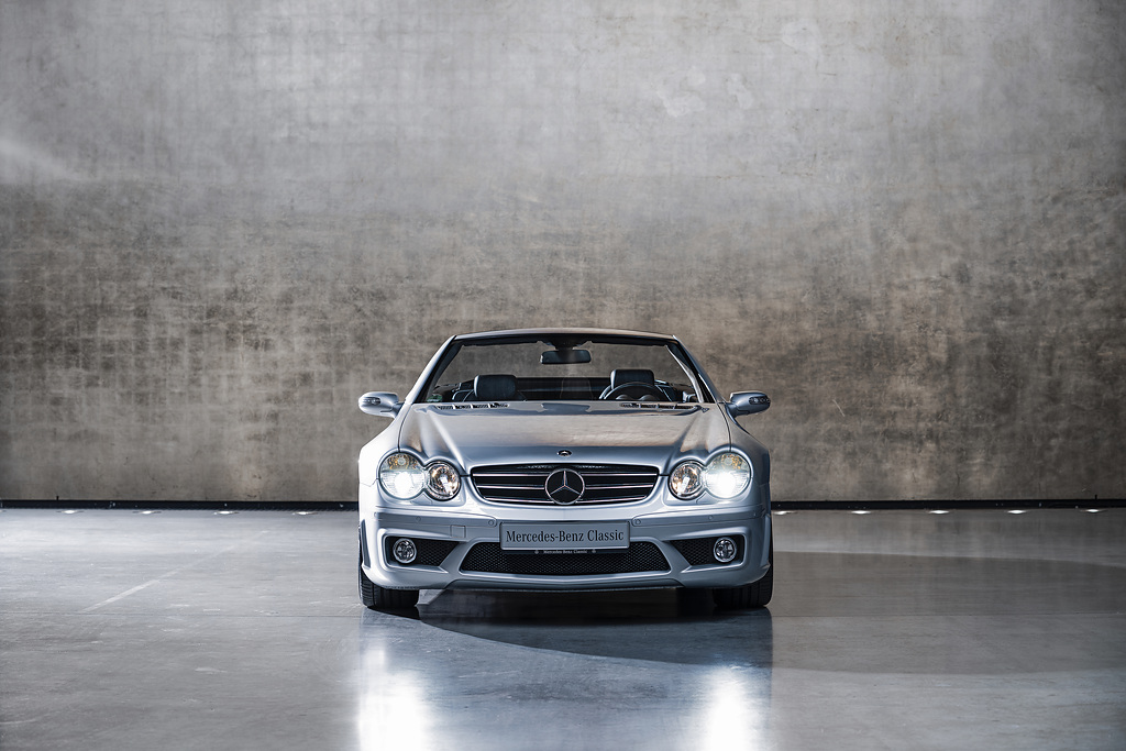 Mercedes R230 Front Profile