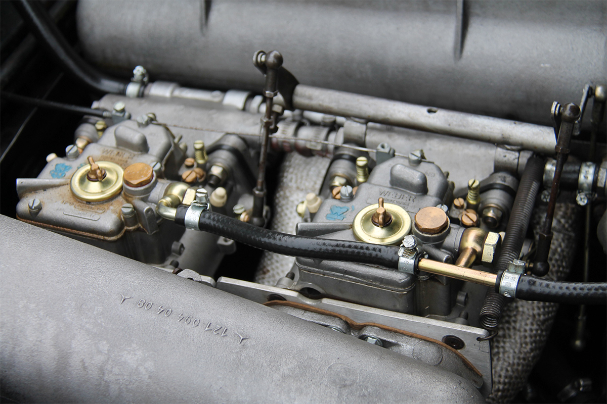 Mercedes 190SL with Webber Carburettors