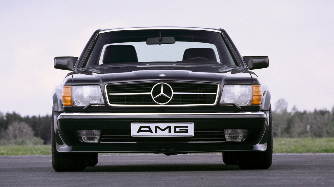 1980s Mercedes coupe 560SEC Wide Body by AMG