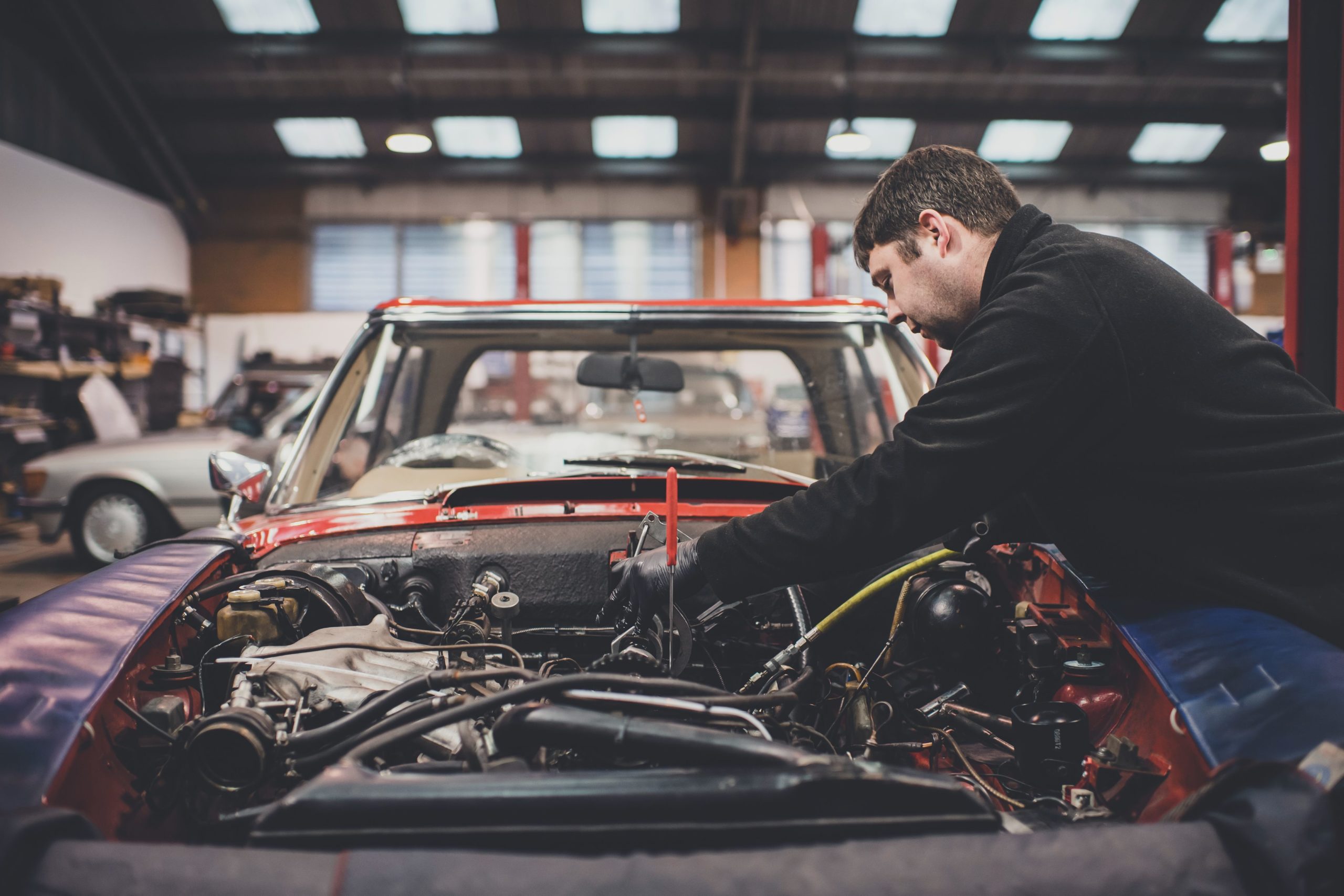 Pagoda W113 SL being serviced at SLSHOP