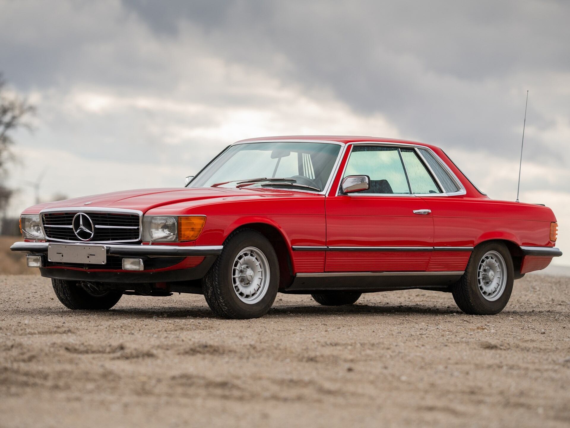 Maradona's 450SLC Mercedes up for auction with Bonhams on the 2nd February 2023.