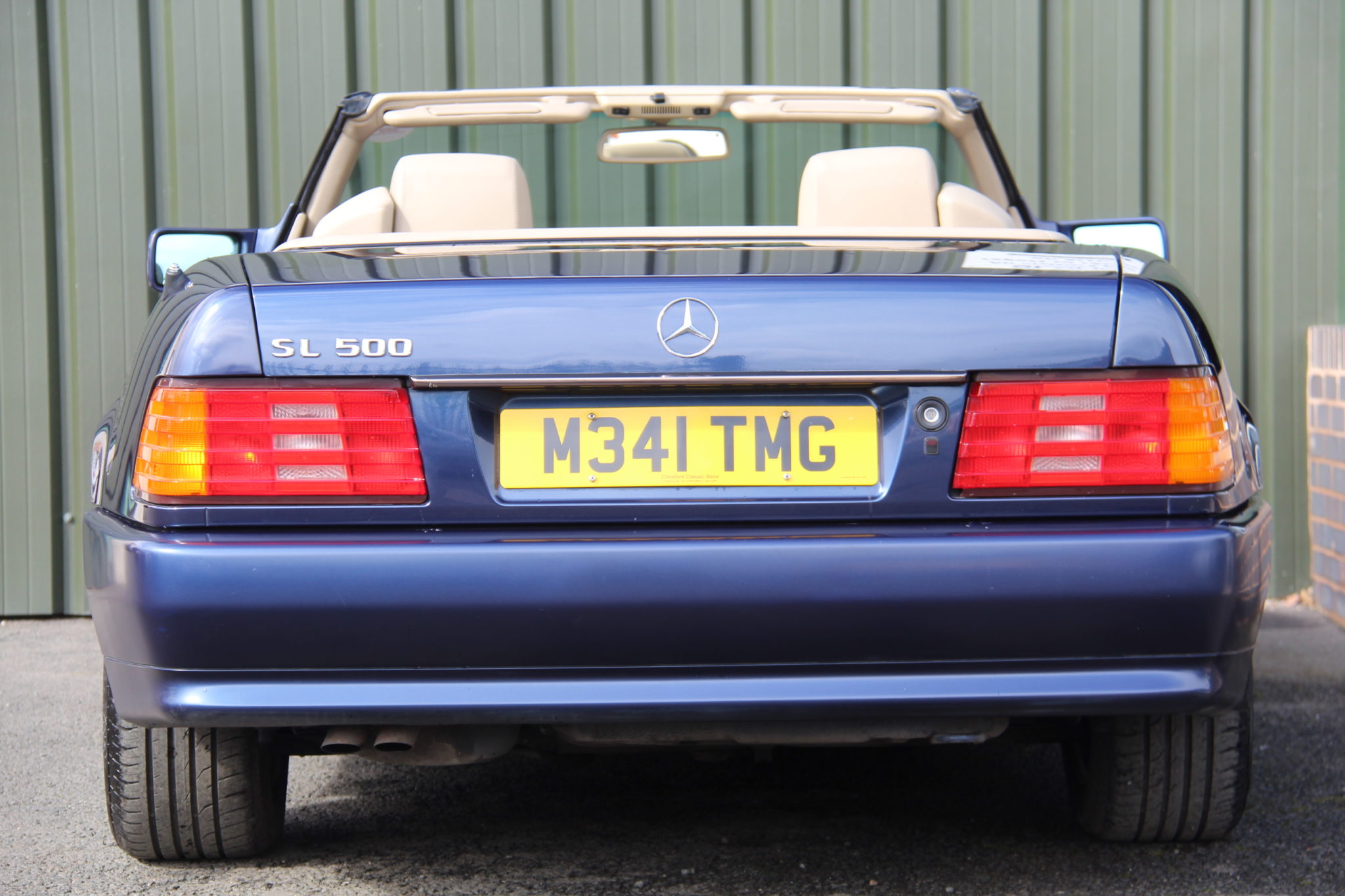 A2136803006 Mercedes-Benz E W213 Garniture Panneau Inférieur De Tableau De Bord
