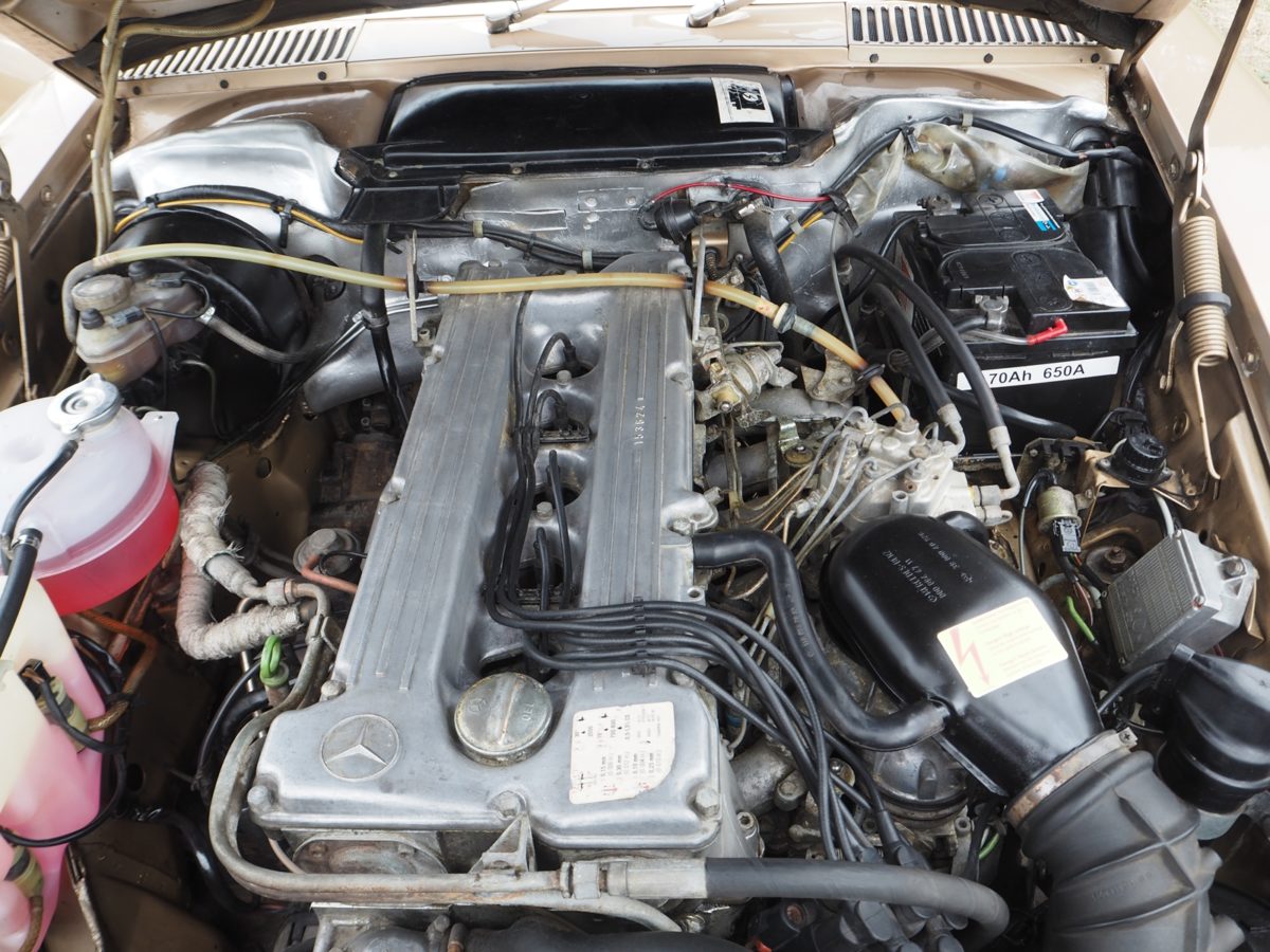 1982 Mercedes-Benz SL R107 280SL Manual - The SLSHOP