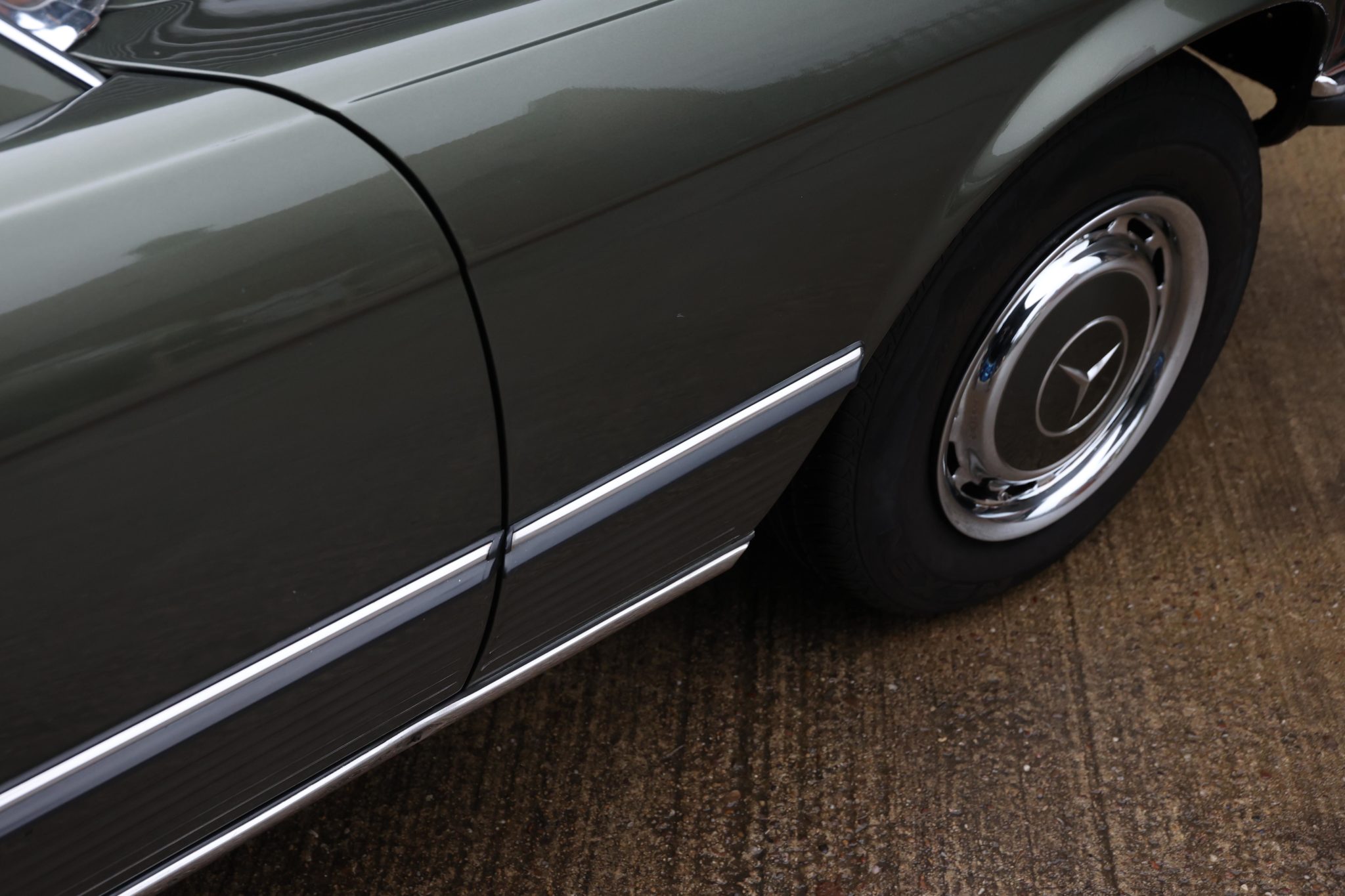 1972 Mercedes Benz (R107) 350SL British Racing Green with Brown Leather ...