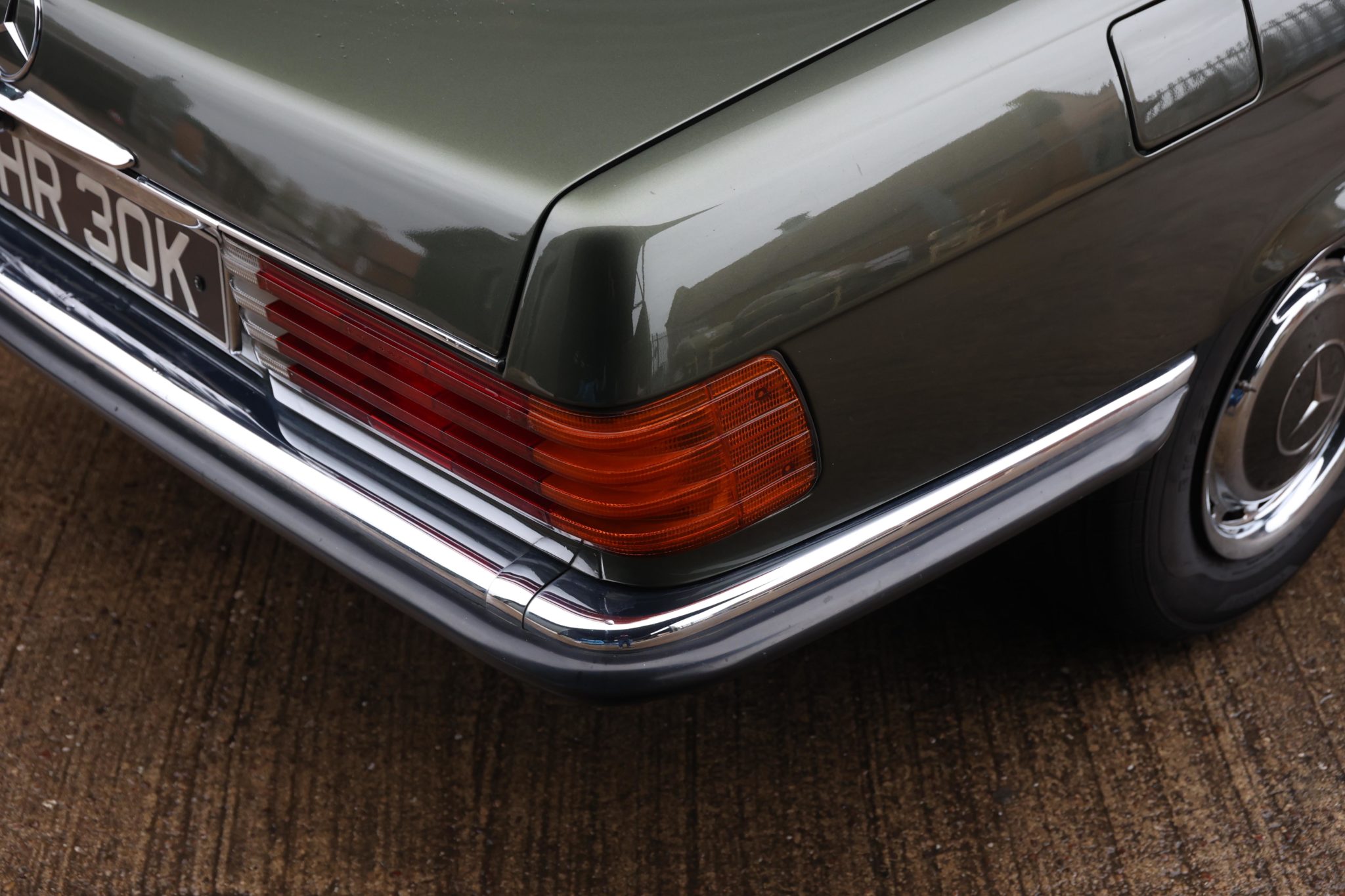 1972 Mercedes Benz (R107) 350SL British Racing Green with Brown Leather ...