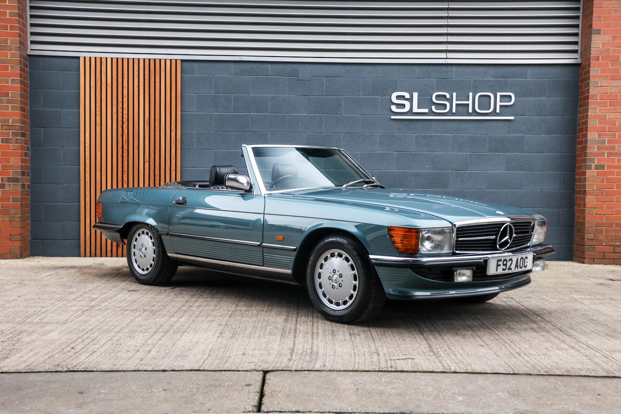 1988 Mercedes Benz R107 300SL Blue Green Metallic (877) with