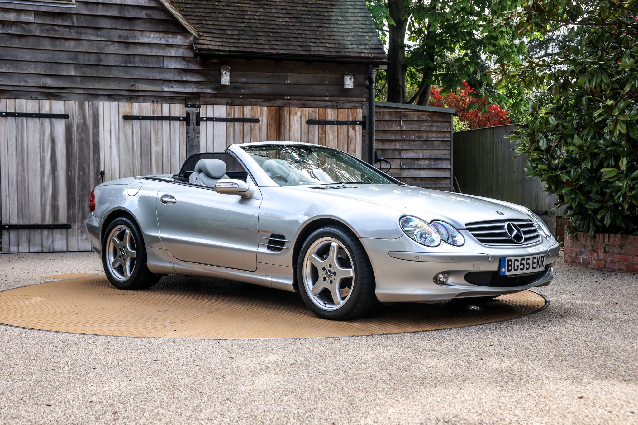 2005 Mercedes Benz R230 SL500 Brilliant Silver (744) with Grey