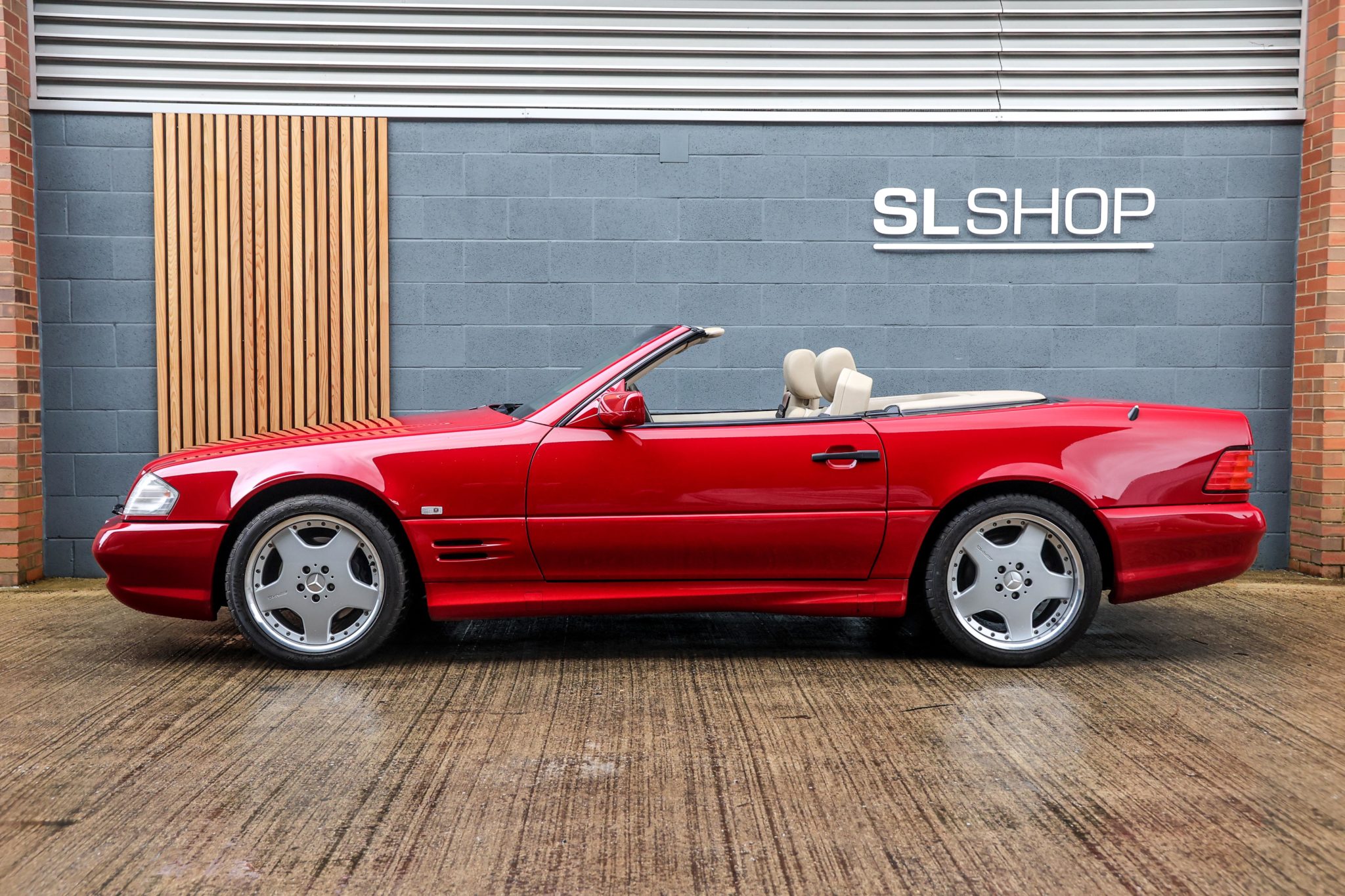 1997 Mercedes Benz R129 SL60 AMG Imperial Red (582) with Mushroom ...