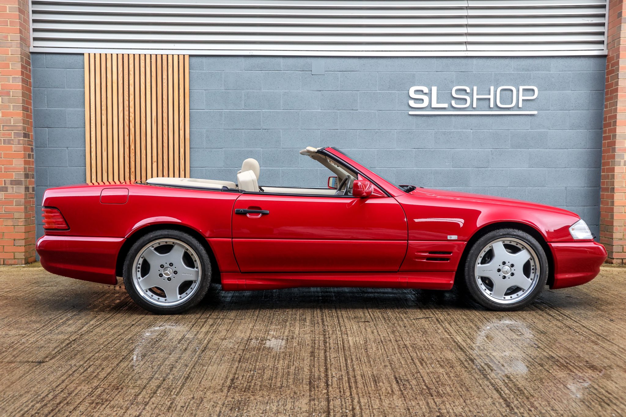 1997 Mercedes Benz R129 SL60 AMG Imperial Red (582) with Mushroom ...