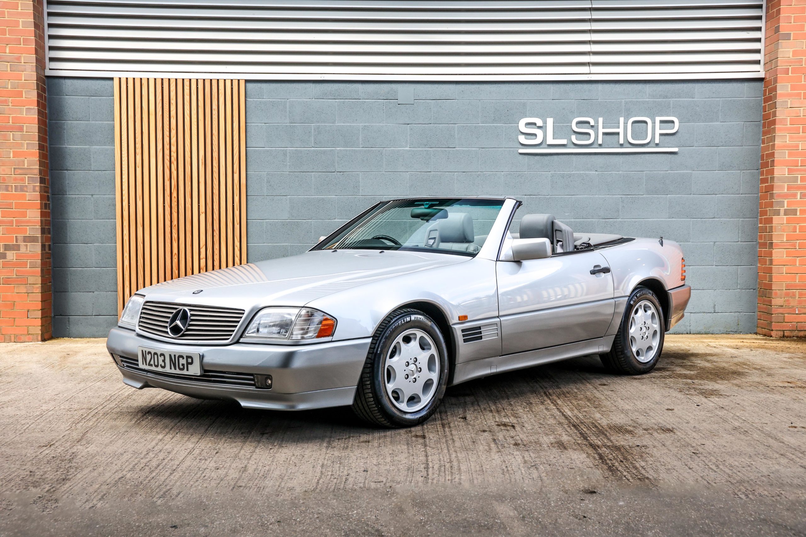1995 Mercedes Benz R129 SL280 Brilliant Silver (744) with Grey