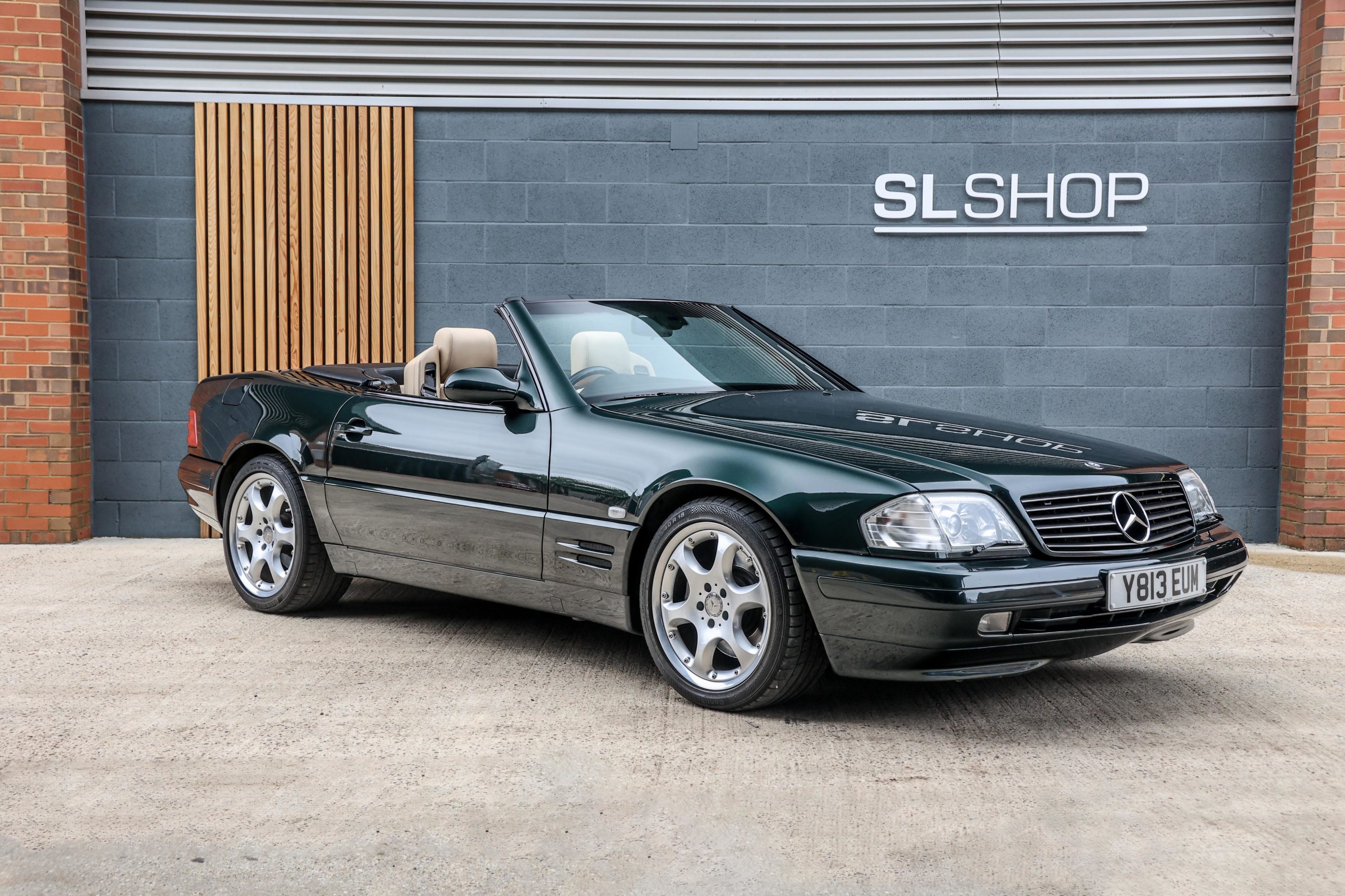 2001 Mercedes Benz R129 SL320 Designo Edition Allanite Green (008