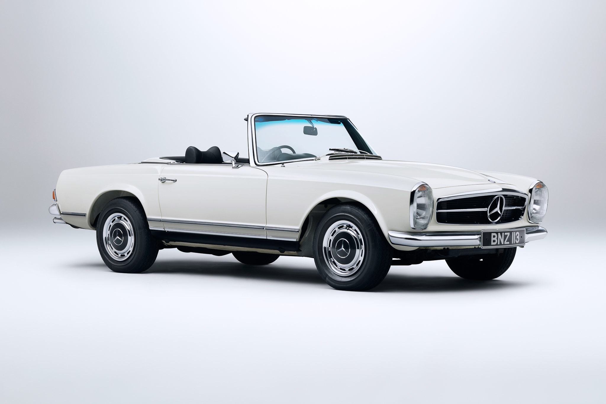 1968 Mercedes Benz W113 280SL Automatic White (050) with Black Leather ...
