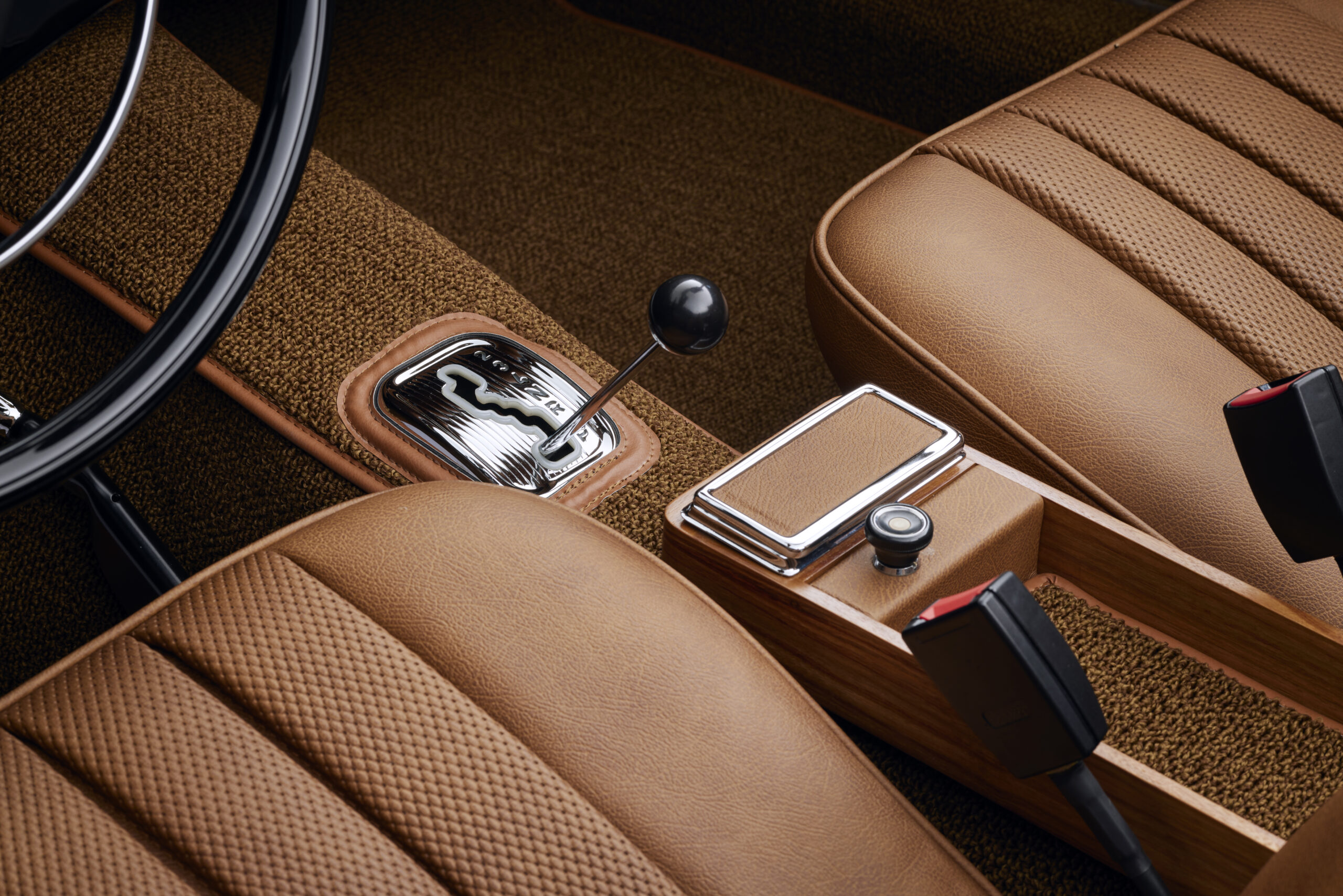 MB-113SL-111SEリビルト-シリンダーヘツト販売 1970 Mercedes Benz W113 280SL Dark Green (268) with Cognac Leather