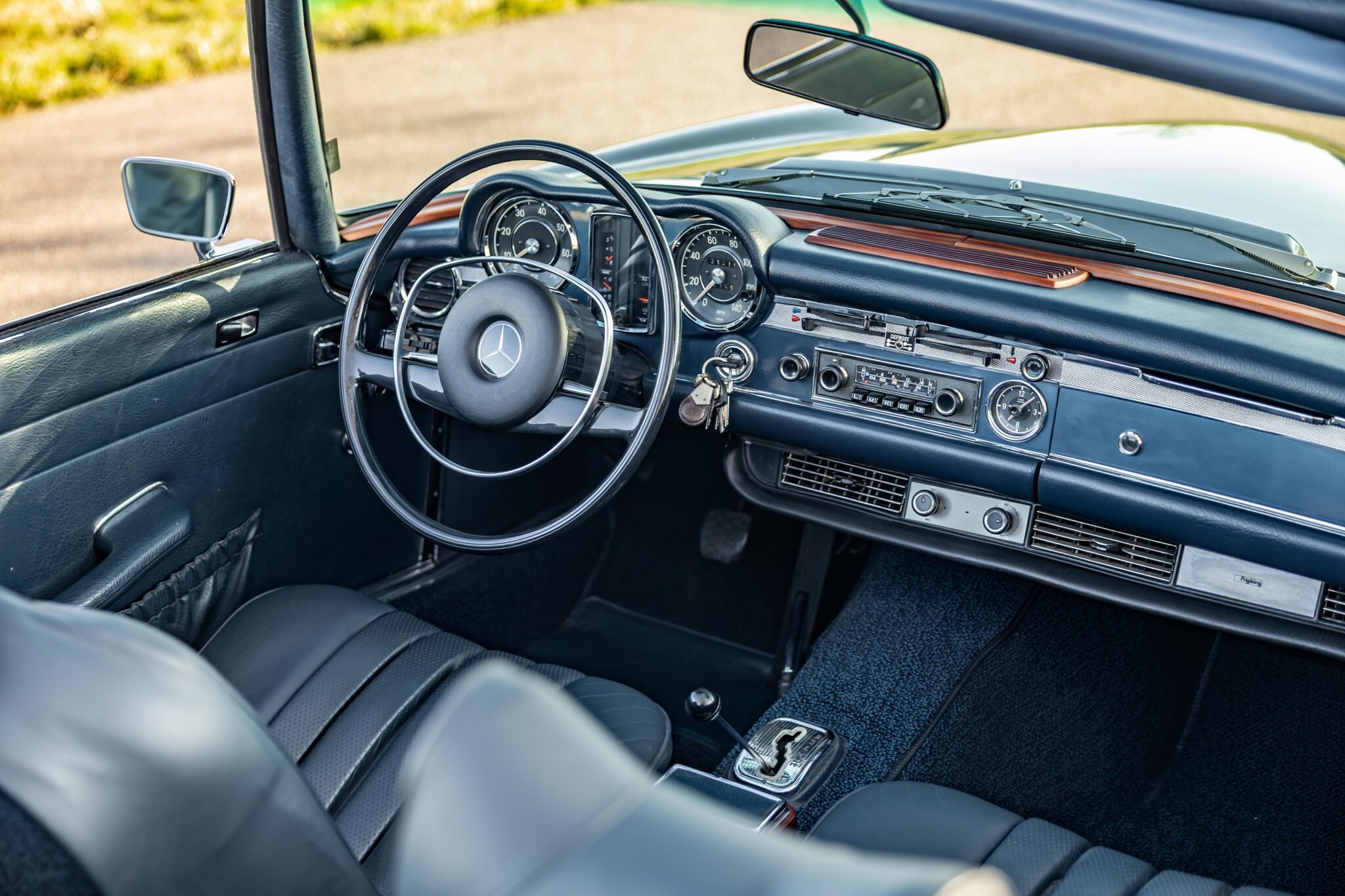 1970 Mercedes-Benz W113 280SL