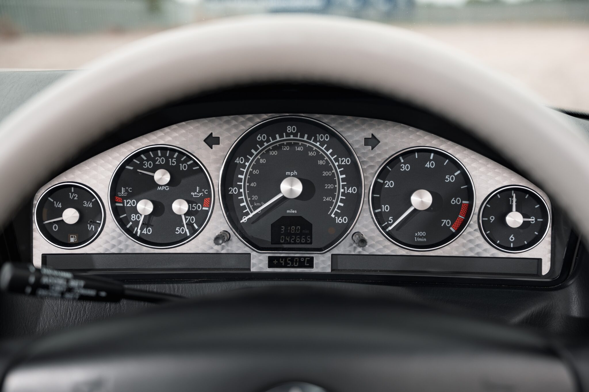 2001 Mercedes-Benz R129 Silve...