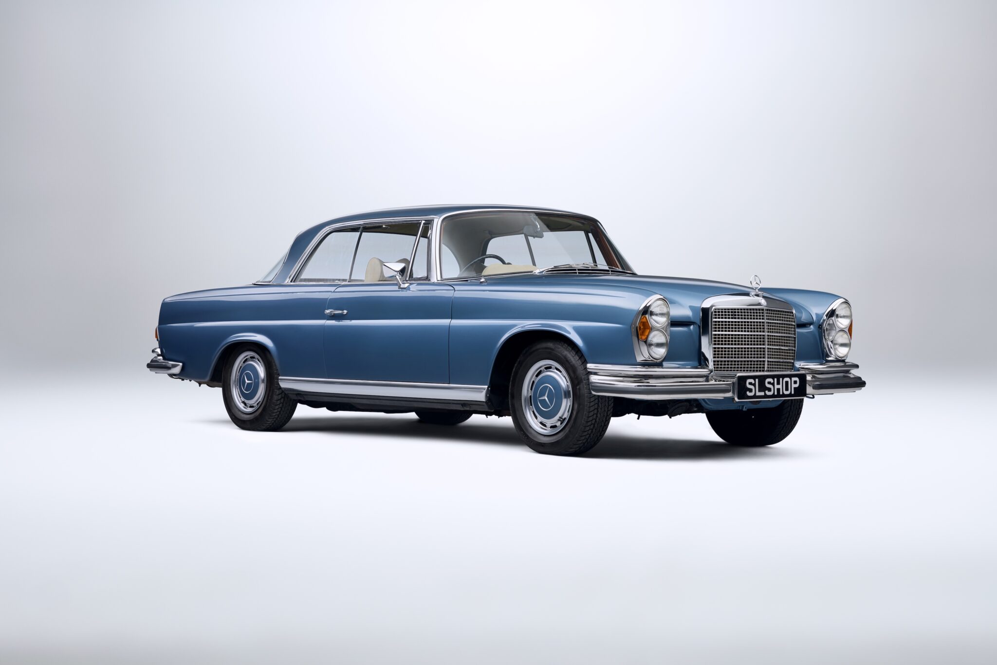 1971 Mercedes-Benz W111 280SE