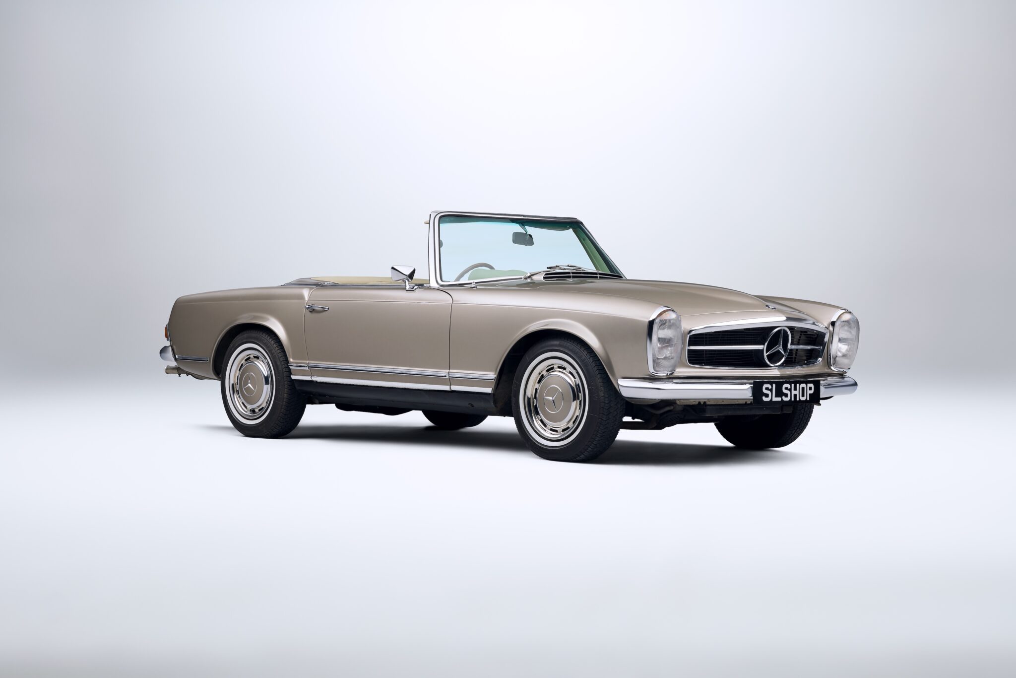 1970 Mercedes-Benz W113 280SL