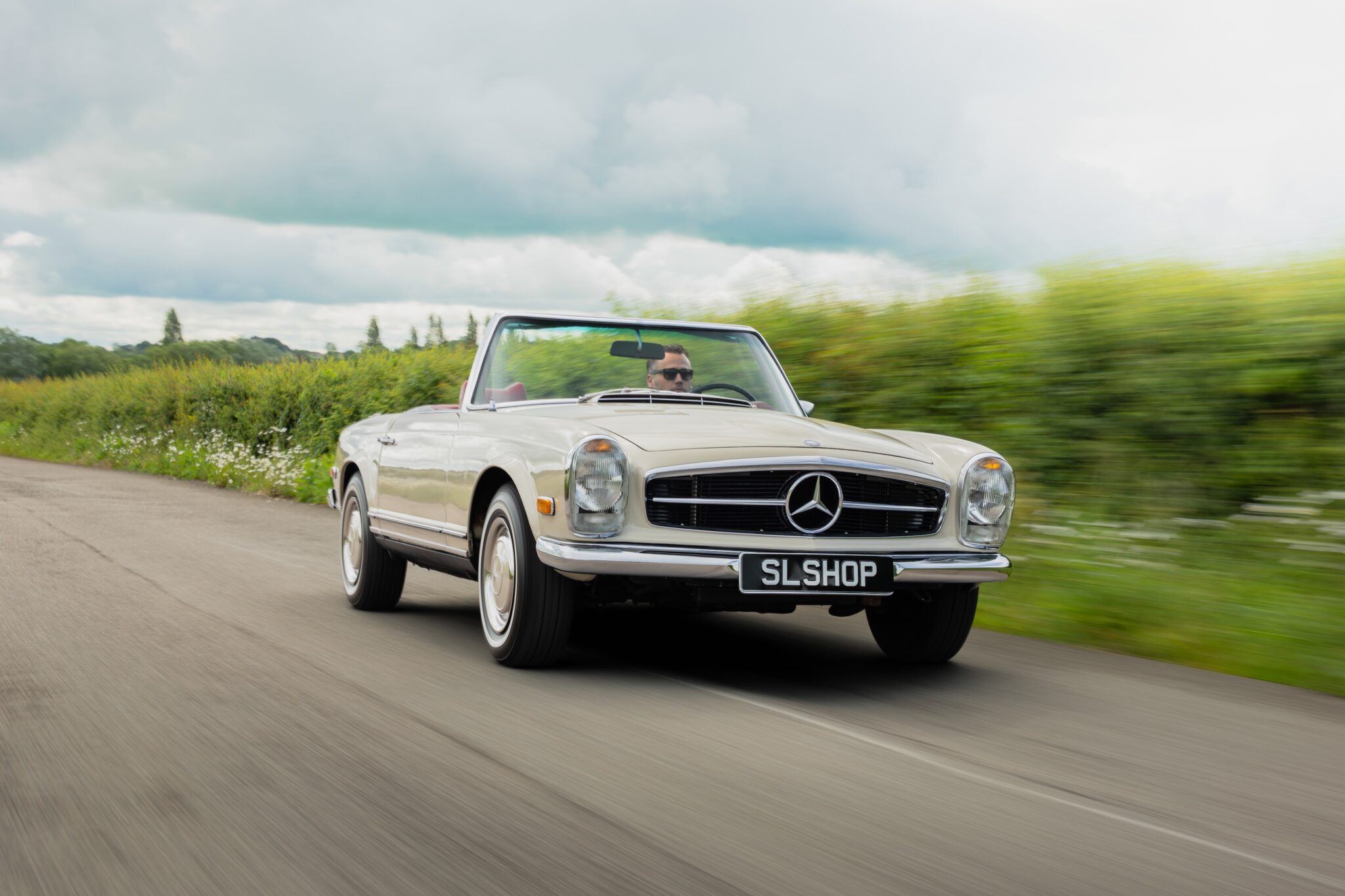 1969 Mercedes-Benz 280SL W113